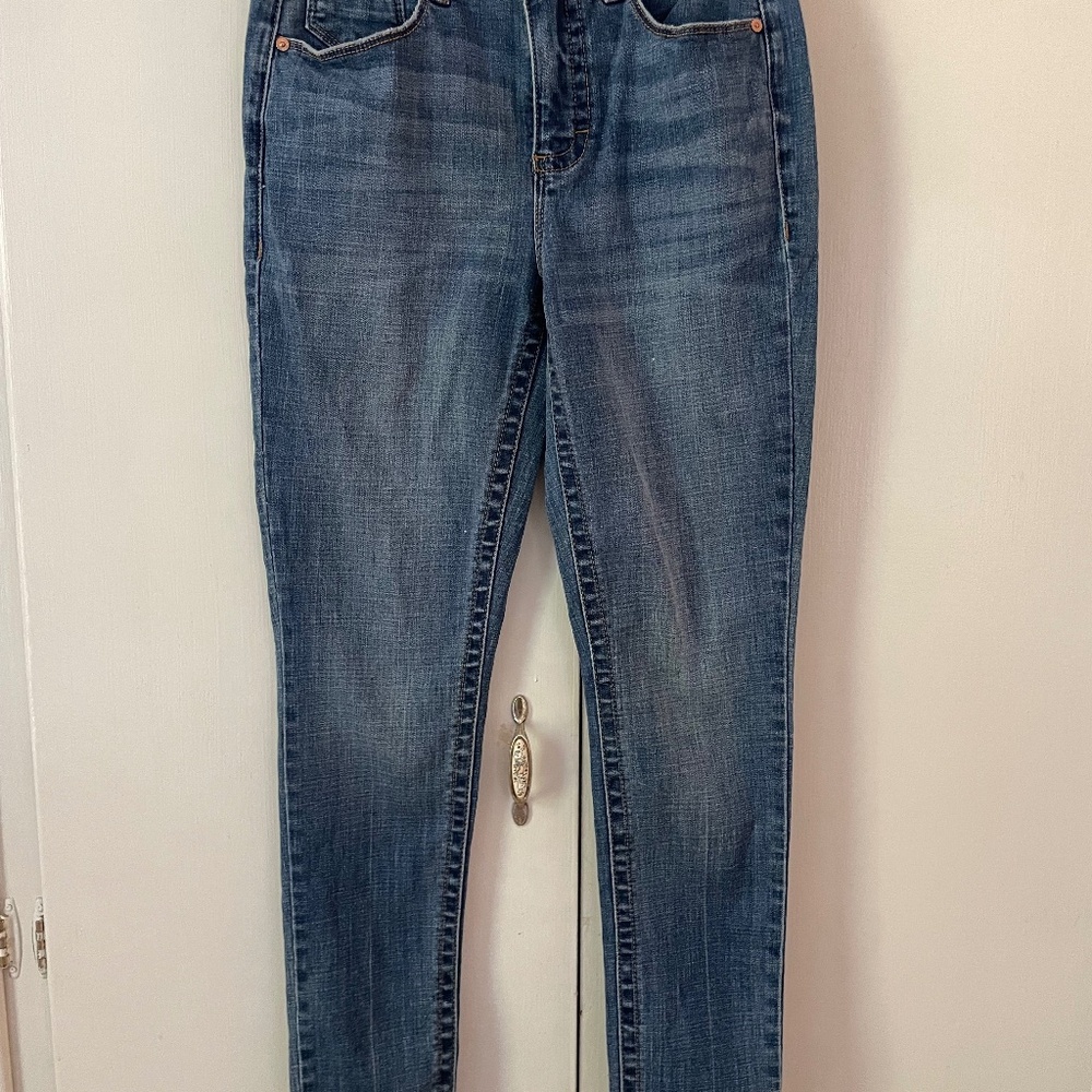 Seven7 Jeans Size 6:Tummyless High Rise Skinny